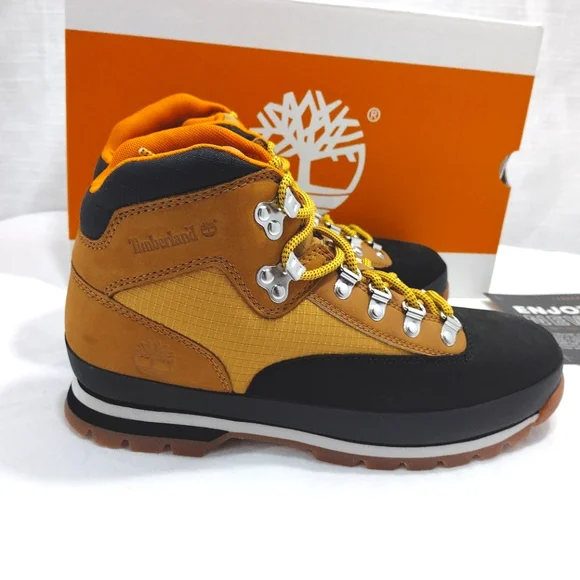 Timberland | Shoes | Timberland Black Nubuck Wheat Leather  display picture 3